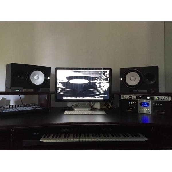 Yamaha HS8 Studio Monitor (Pair) with On-Stage Stands